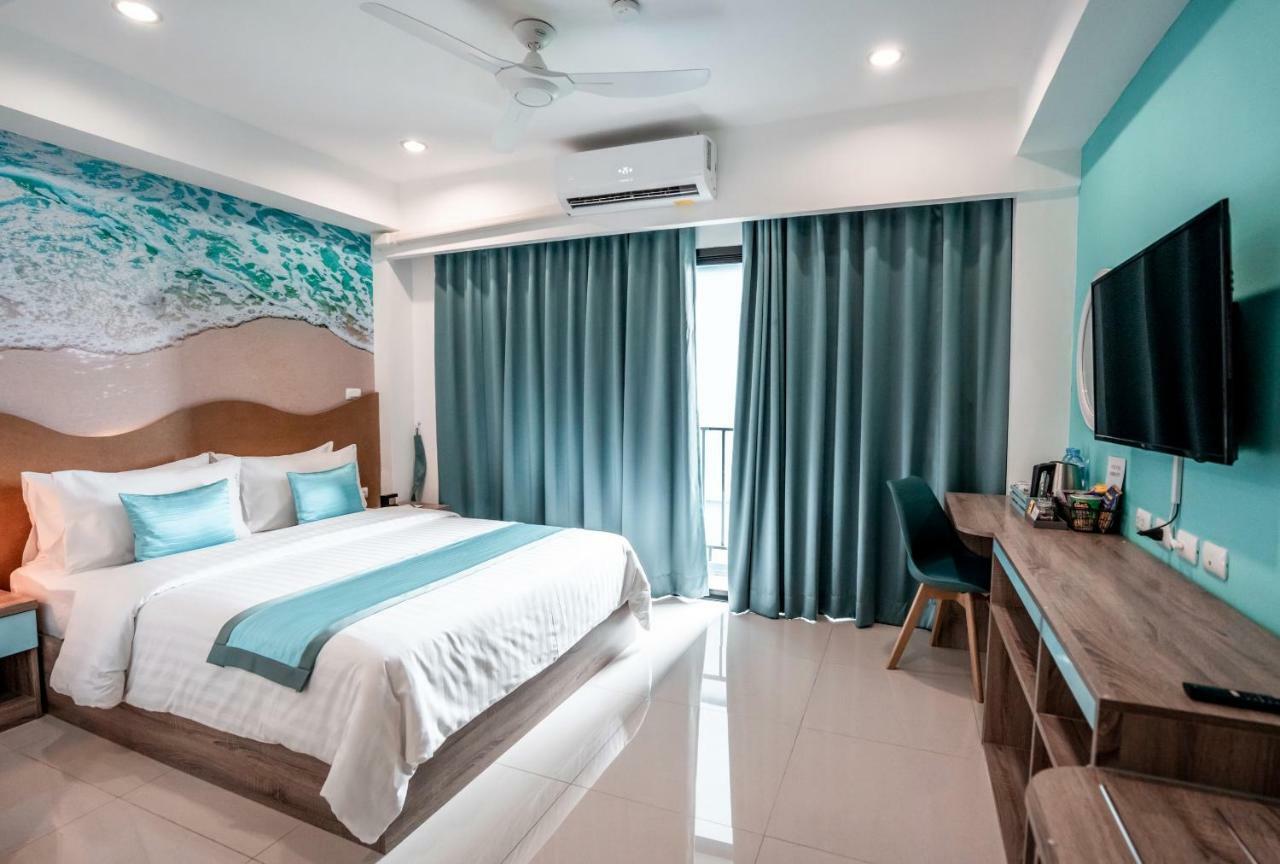 T2 Jomtien Pattaya Hotel Exterior photo